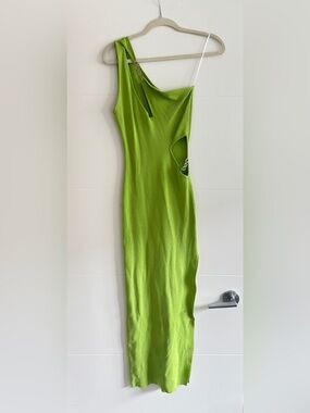 Hera Collection One-Shoulder Lime Green Midi Dress with Chain Cutout